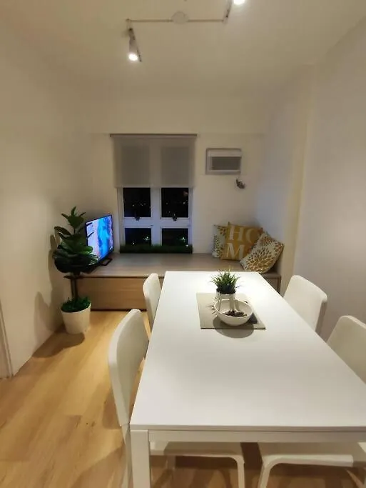 Oak Apartment At The Rochester Bridgeview Tower Manila Philippines