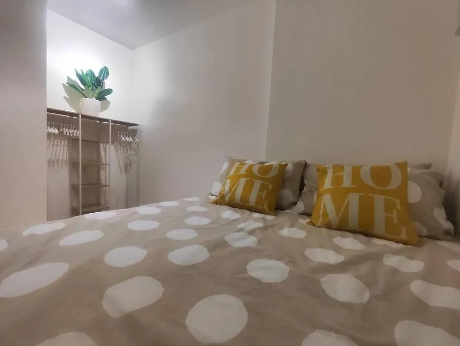 Oak Apartment At The Rochester Bridgeview Tower Manila Philippines